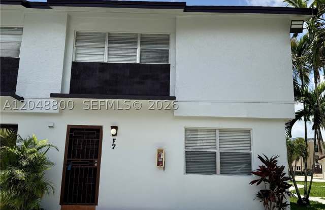 20 SW 108th Ave photos photos
