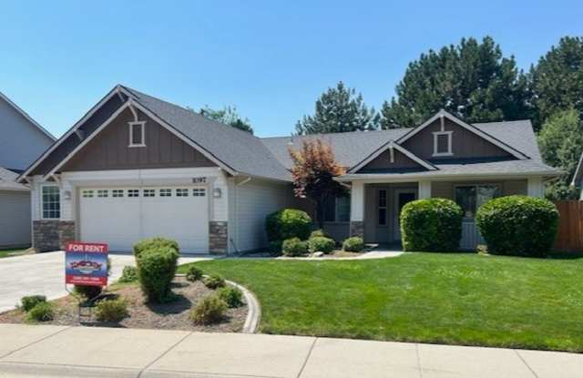 Beautiful 3 bed 2 bath home in the Woodside Creek Sub in Meridian just off Cherry Ln and Ten Mile. photos photos
