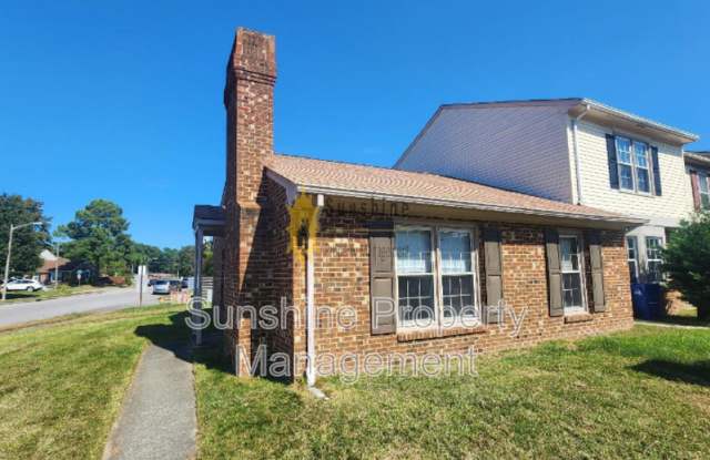 5049 Reese Dr N photos photos