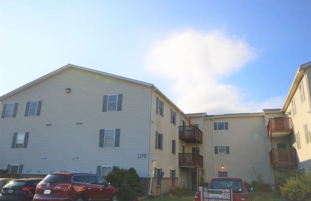 1290 OX RD - 1290 Ox Road, Woodstock, VA 22664