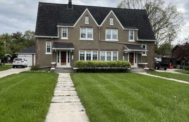 519/521 Center Lane - 519 photos photos