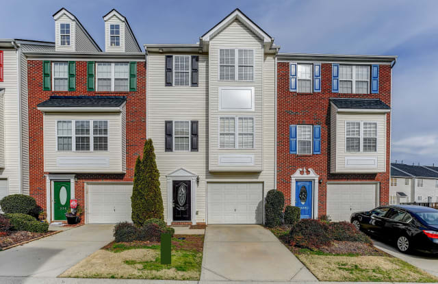 332 Rock Ridge Ln - 332 Rock Ridge Lane, Mount Holly, NC 28120
