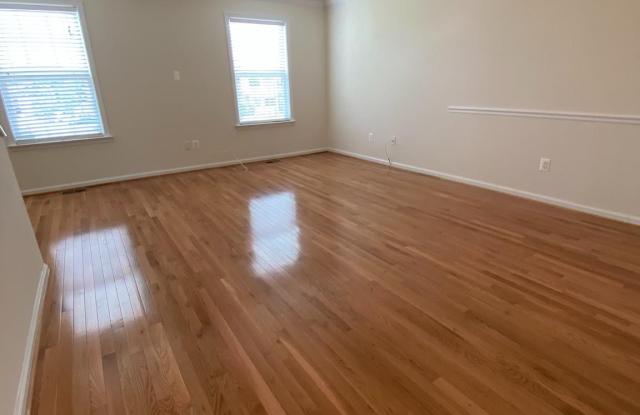 3079 CHINKAPIN OAK LANE Gallery 2