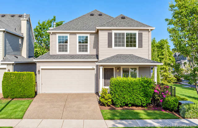 Gorgeous Corner Lot | 3 Bedroom | 2.5 Bathrooms | Plus den/office | Single Family Home | Located In Sought After Community In Orenco Gardens! Gallery 1