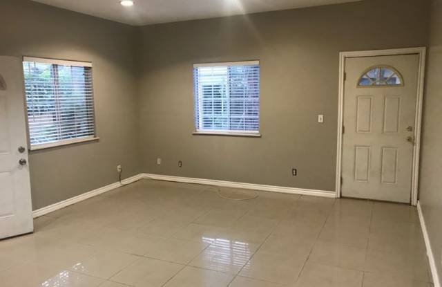 15234 La Valle St. Gallery 2