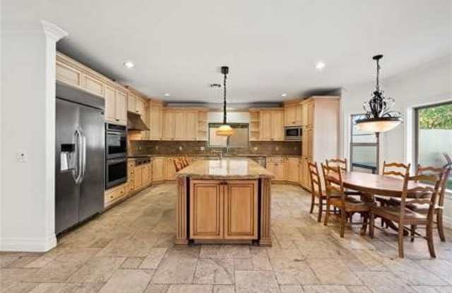 14739 Hesby Street Gallery 4