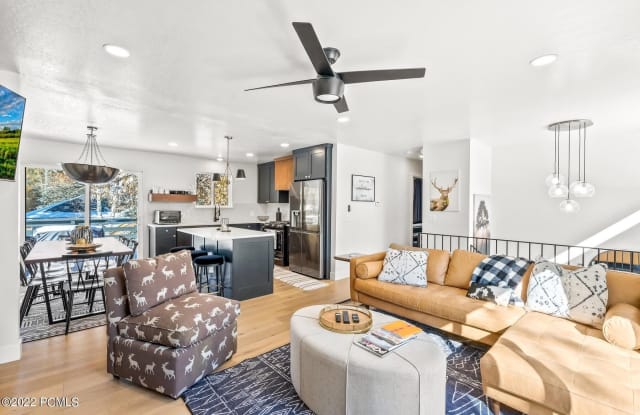 2651 Little Kate Road photos photos