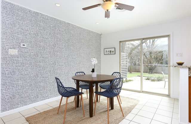2806 Belvoir Dr Gallery 3