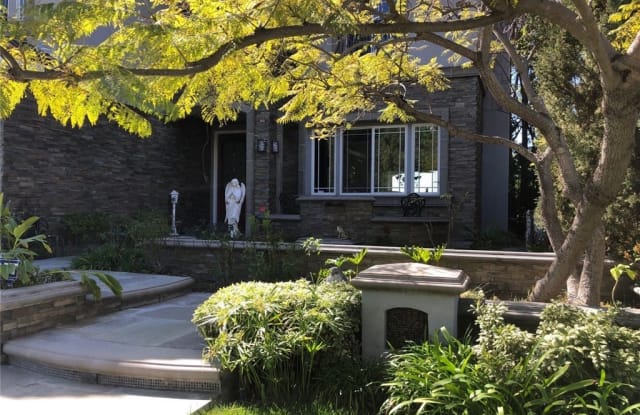 22371 Deerbrook Gallery 2