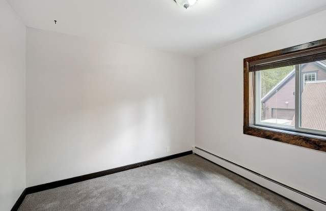 214 S Harris St Apt F206 Gallery 4