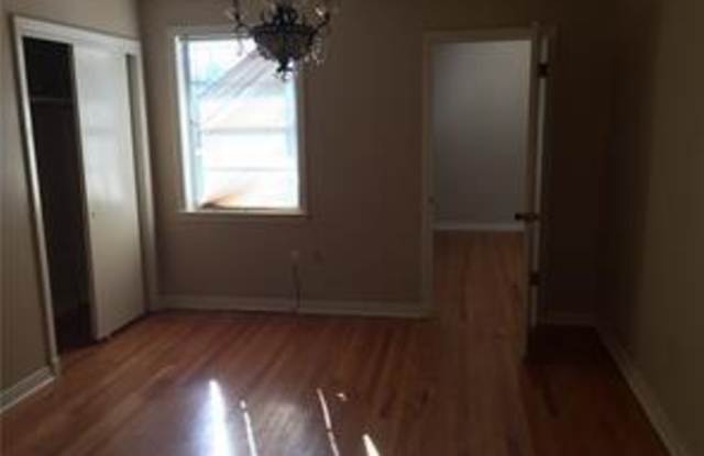7010 MILNE Boulevard Gallery 3