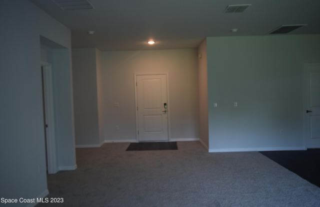 133 Finkle Street SW Gallery 2