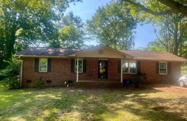 3 Bedroom 2 Bath Ranch Style House in Pendleton photos photos 3 Bedroom 2 Bath Ranch Style House in Pendleton photos photos