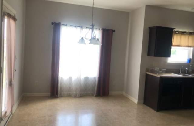 5025 Luker Ln Gallery 4