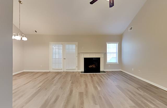205 Bay Cove Court Gallery 3
