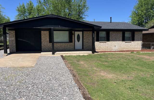 311 East Tennapee Avenue photos photos
