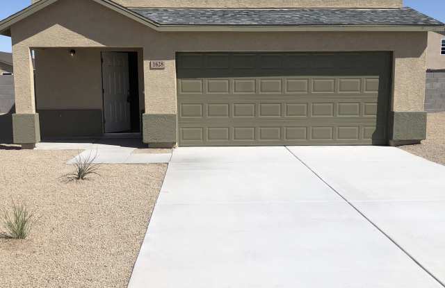1628 Paige Dr Gallery 1