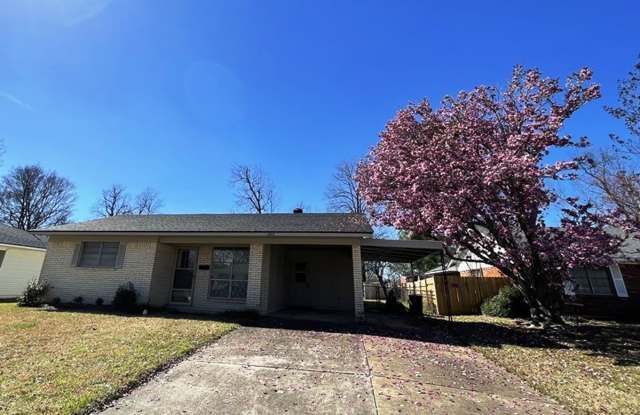 Bossier City LA 4 bed 3 bath for lease | Shady Grove Subd 71112 | $1800/month | 318-747-3117 photos photos