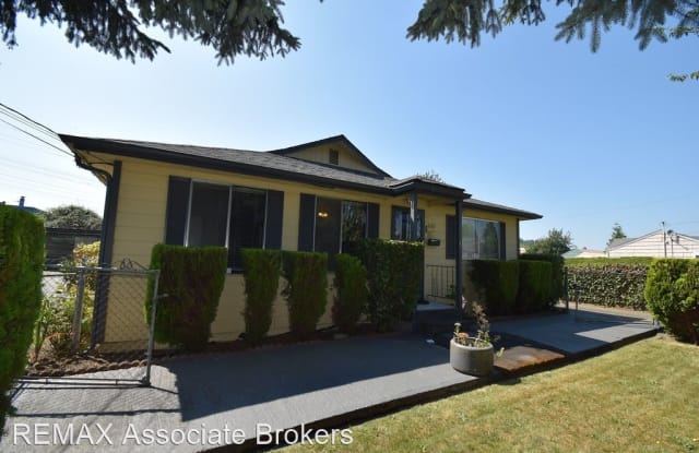 601 Shattuck Ave S - 601 Shattuck Avenue South, Renton, WA 98057