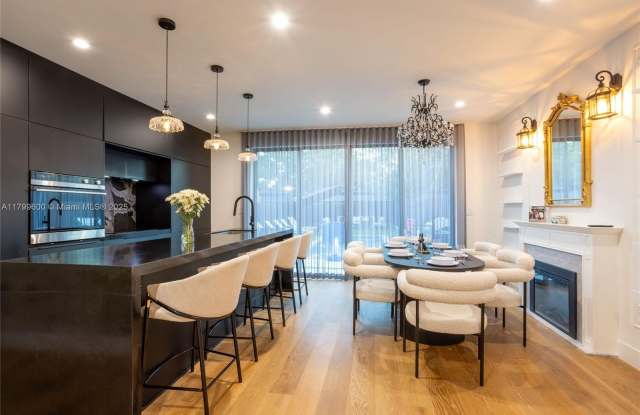 414 NW 52nd St photos photos