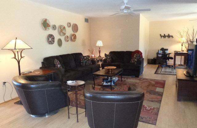 9914 W CONCHO Circle Gallery 4