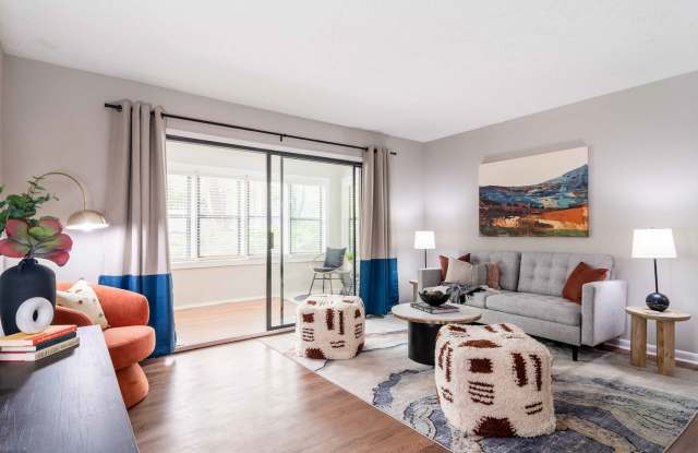 Rosemont at East Cobb Apartments Gallery 2