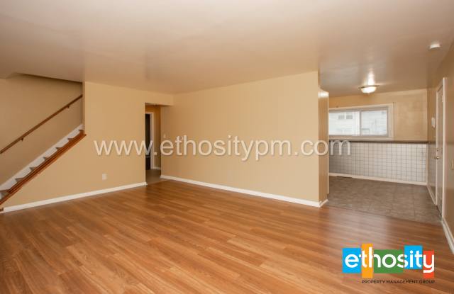 6130 E 43rd Pl Gallery 4