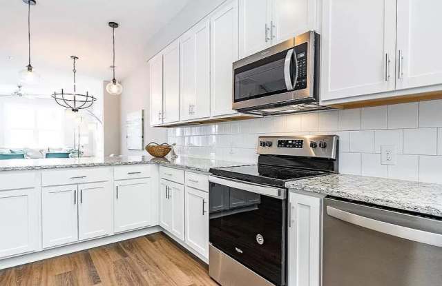 6800 Milligan Way photos photos