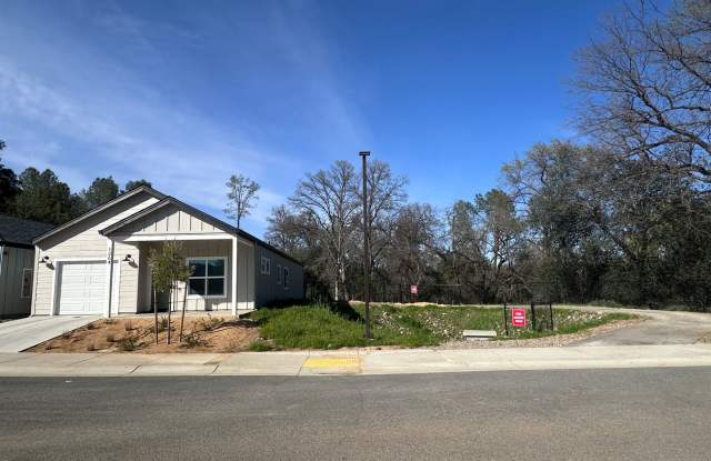 Newly built homes with City of Redding solar! photos photos
