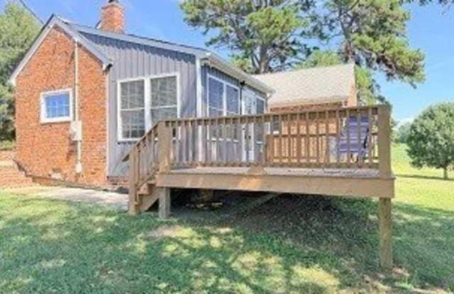 18001 Pridesville Road Gallery 3
