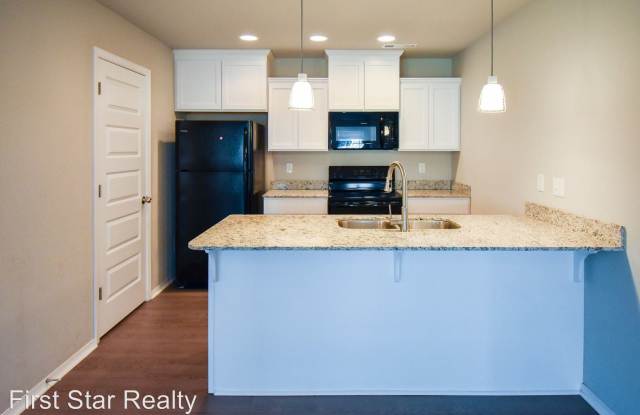 818 Hindman Dr #2 Gallery 4