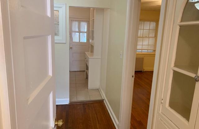 1224 RAUM ST NE #21 Gallery 2