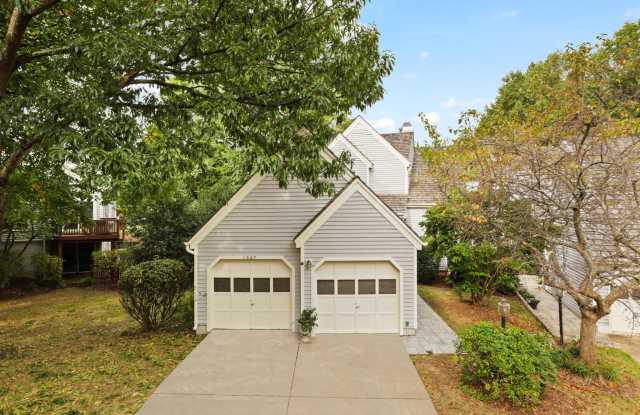 1307 WEDGEWOOD MANOR WAY photos photos
