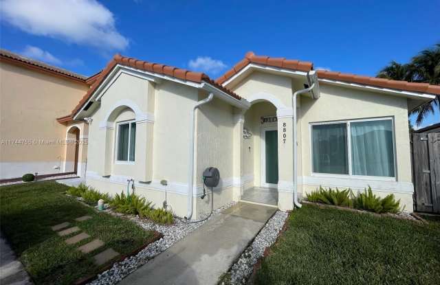 8807 SW 214th St photos photos