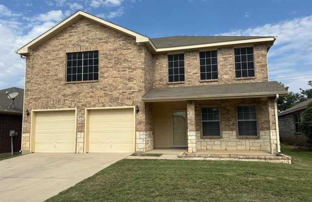 4724 Blue Top Drive - 4724 Blue Top Drive, Fort Worth, TX 76179