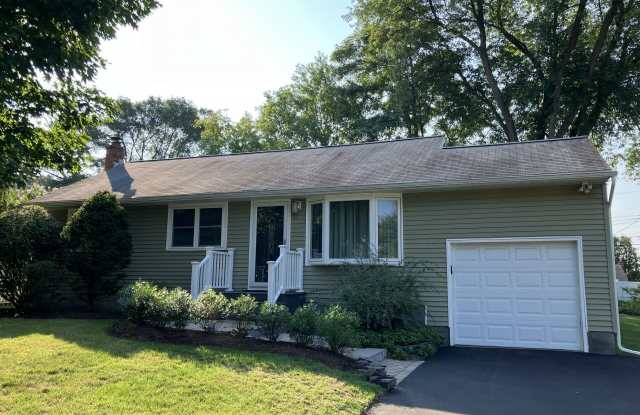 22 Wedgewood Drive Gallery 2