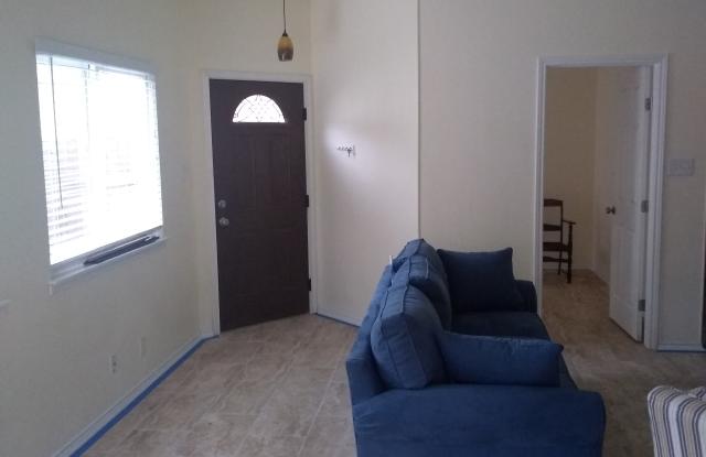 5619 Spring Night Gallery 2