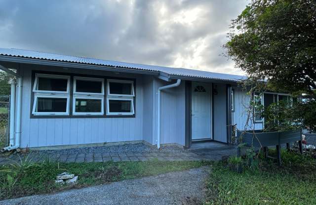 Spacious 4-Bedroom Home with Large Yard in Waiākea, Hilo – $3,000 Gallery 3