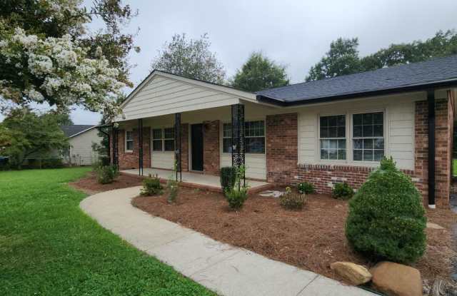 Remodeled Brick Ranch FOR RENT in Kernersville photos photos