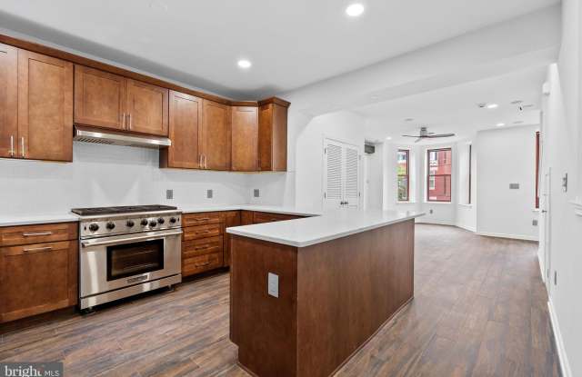 931 WESTMINSTER STREET NW photos photos
