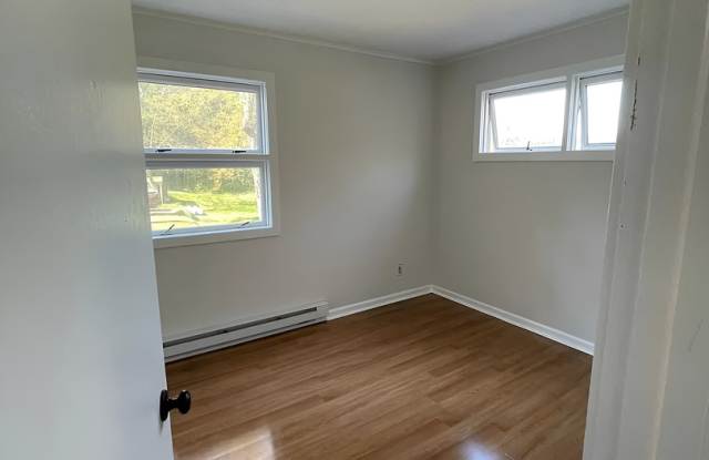 65 Parksville Rd Gallery 3