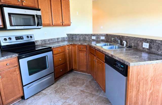 Upper Level Apartment in Wyndhurst with Great Views photos photos