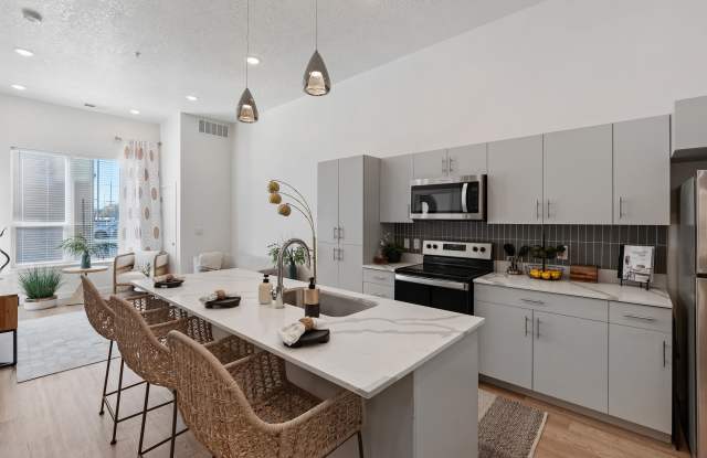 SevenO2 Main Apartments Gallery 4