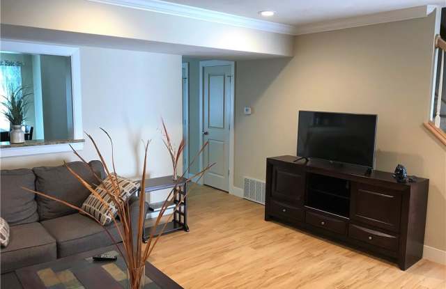 122 Pheasants Run Road Gallery 3