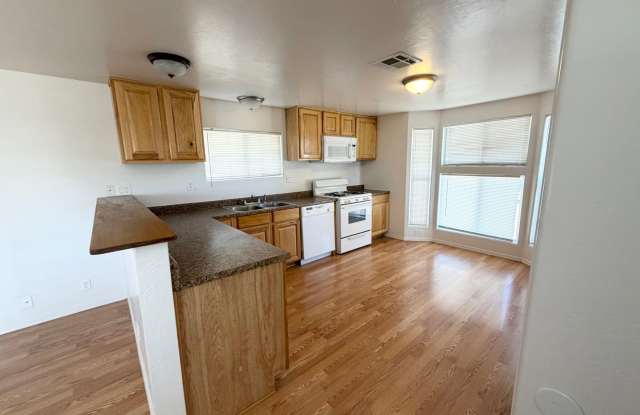 Adorable Country Home Available Now! Gallery 3