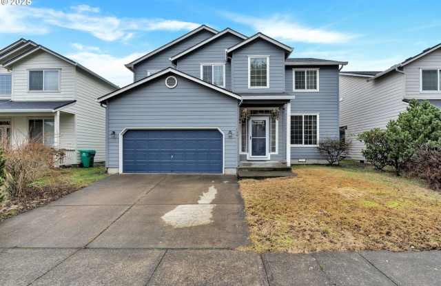 Spacious 3-Bedroom Home with Vaulted Ceilings  Expansive Backyard photos photos