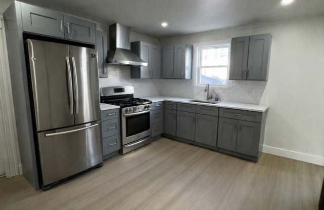 340 Brightwood Avenue unit: 2 photos photos 340 Brightwood Avenue unit: 2 photos photos