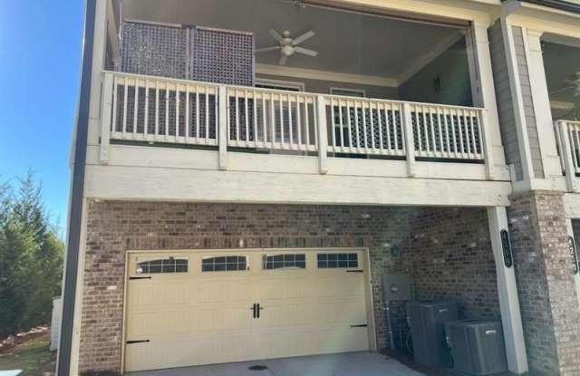 4260 Essex Pond Way Gallery 3