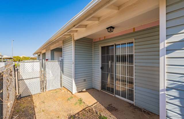 Sierra Court - Spacious 3 Bedroom 2 Bath Patio Homes with Large Outside Storage Room photos photos