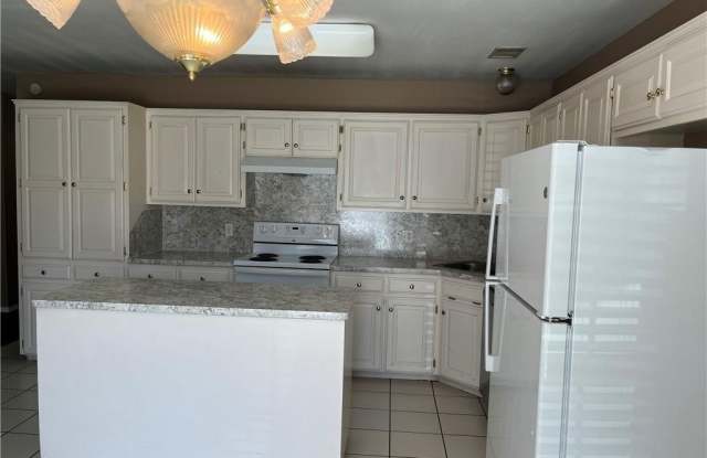 9024 S 28 Gallery 4